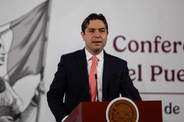 Antonio Martínez Dagnino, titular del Servicio de Administración Tributaria.