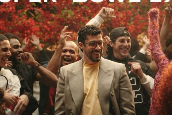 Bad Bunny ha adelantado su próxima actuación en el Supertazón con un nuevo tráiler en vídeo que promete: "el mundo bailará".