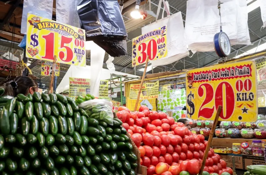 Elegir el corte de pelo adecuado puede ser una gran herramienta que nos ayude a iluminar el rostro, su respuesta inmediata y ser un aliado para vernos fabulosas a los 60.