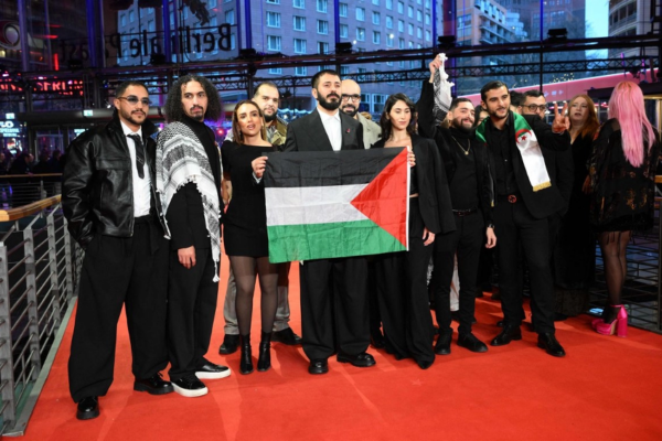 El gobierno alemán anunció que convocó a los dirigentes de la empresa organizadora de la Berlinale, en cuya ceremonia de clausura un director de cine acusó a Alemania de ser “cómplice de genocidio” contra los palestinos, mediante su apoyo a Israel.