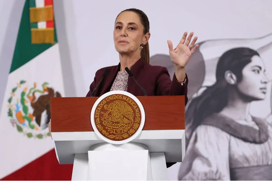 Claudia Sheinbaum Pardo, presidenta de México, encabezó la conferencia Mañanera del Pueblo, desde Palacio Nacional, en la Ciudad de México.