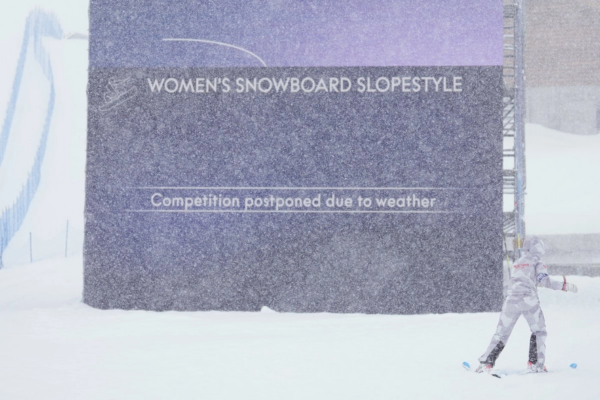 La final de snowboard slopestyle femenil de los Juegos Olímpicos de Invierno 2026 en Livigno fue pospuesta por las fuertes nevadas, el 17 de febrero de 2026.