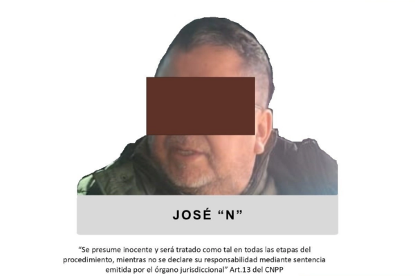 Entre los cargos que se le imputan al ex notario se encuentran fraude genérico, fraude específico, fraccionamiento indebido, compraventa indebida y delitos contra la fe pública.