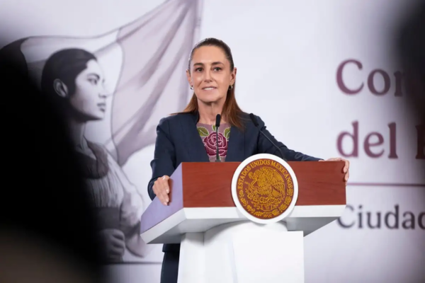 La presidenta Claudia Sheinbaum durante su conferencia matutina en Palacio Nacional, en la Ciudad de México, el 2 de marzo de 2026.