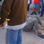 El ataque armado contra un conductor provocó la muerte de la víctima y el linchamiento de uno de los presuntos asaltantes.