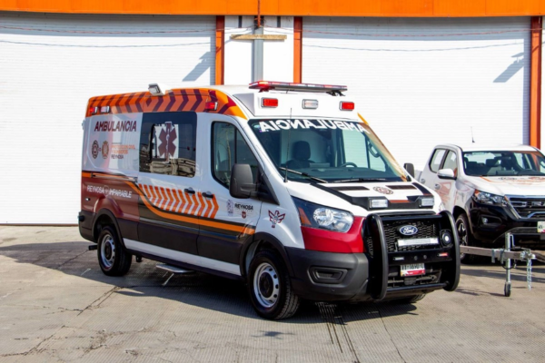 Elementos de emergencia acudieron al lugar tras el fallecimiento.