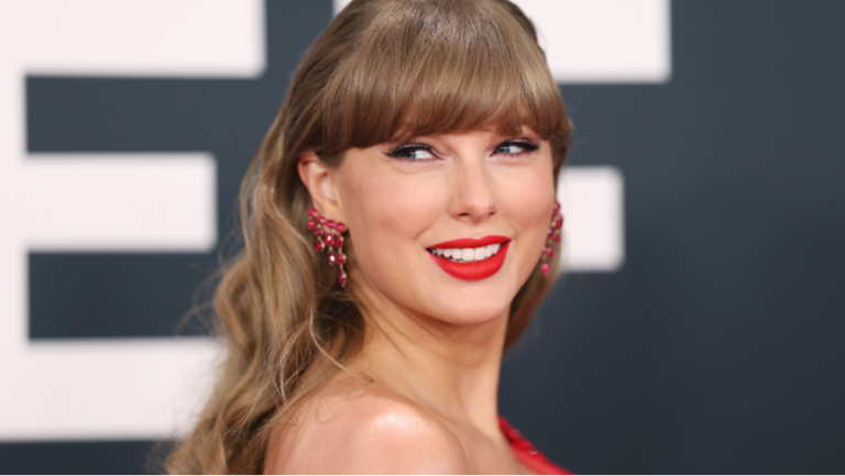 El romance entre Taylor Swift y Travis Kelce sigue regalando momentos que parecen sacados de una película de Hollywood.