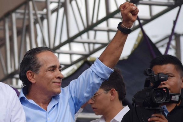 Alexander López viajaba en otro vehículo al momento del atentado.