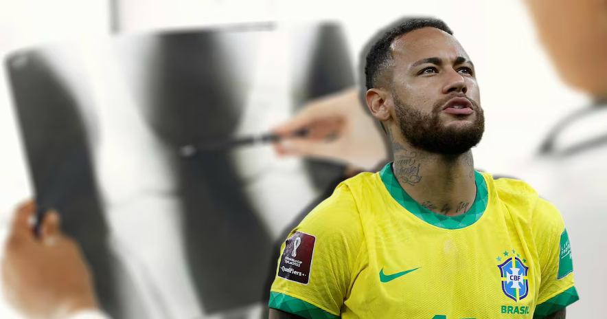 El médico de la selección brasileña, Rodrigo Lasmar, declaró que la participación de Neymar en el Mundial estaba en duda tras sufrir una lesión en la pantorrilla que requerirá de dos a tres semanas de tratamiento.