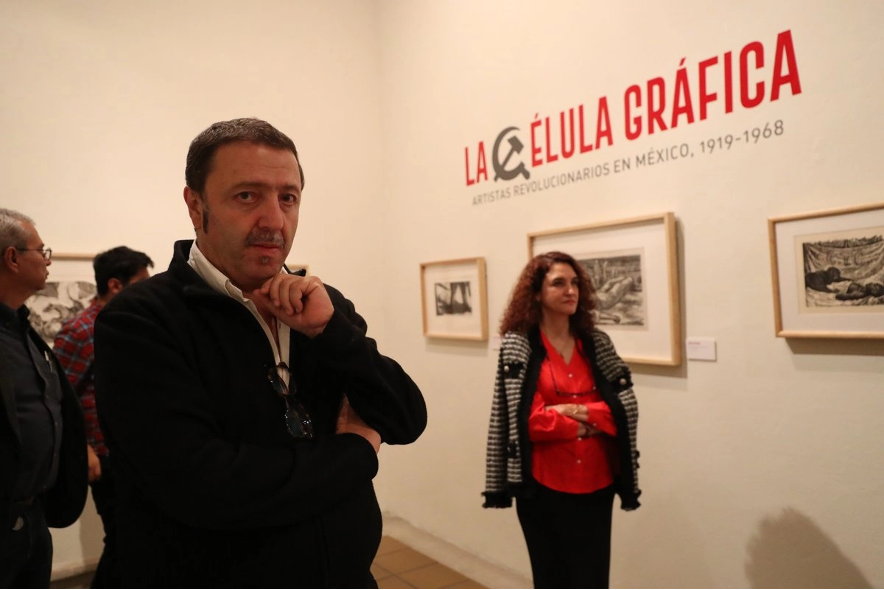 Durante la ceremonia de inauguración de la exposición Posada. Cartografía de un cronista, la secretaria de Cultura federal, Claudia Curiel de Icaza, agradeció la labor del ex director del Museo Nacional de la Estampa, Emilio Payán.