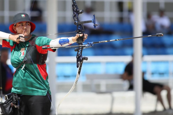 La atleta tricolor logró su objetivo de refrendar los tres metales dorados logrados en Barranquilla 2018 y San Salvador 2023.