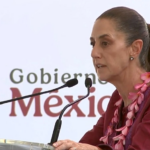 La presidenta Claudia Sheinbaum en la región mixteca de Oaxaca, donde supervisó los avances del Plan Lázaro Cárdenas para la reconstrucción de caminos de esta zona de la entidad.