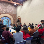 Aspecto de una clase en la Escuela de Iniciación Artística de Taxco.