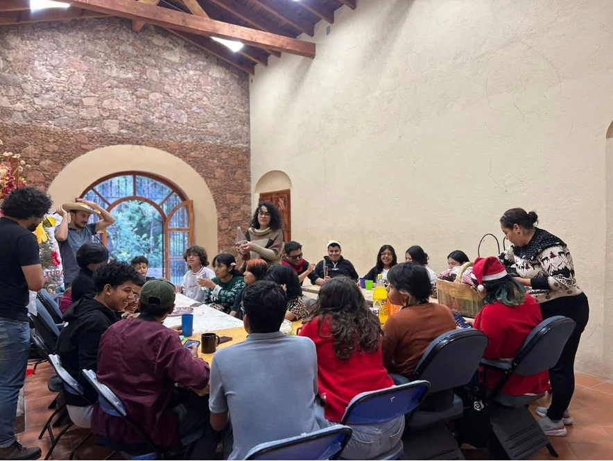 Aspecto de una clase en la Escuela de Iniciación Artística de Taxco.