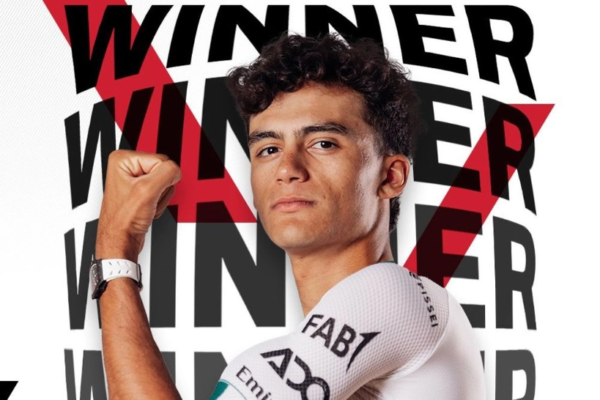 El pedalista de Ensenada se convirtió en el primer ciclista latinoamericano en coronarse en esta carrera.