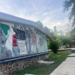 El IEBEM argumentó que, “como parte de la reorganización de las actividades académico-administrativas de la Escuela Normal Rural ‘Gral. Emiliano Zapata’, a partir del 28 de agosto concluyó la comisión de Cristina Quiroz Vergara como encargada de despacho del plantel”.
