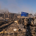 Al menos 37 personas murieron cerca de Kiev en un ataque ruso con drones perpetrado contra un depósito de municiones del ejército, que causó un enorme incendio y explosiones.