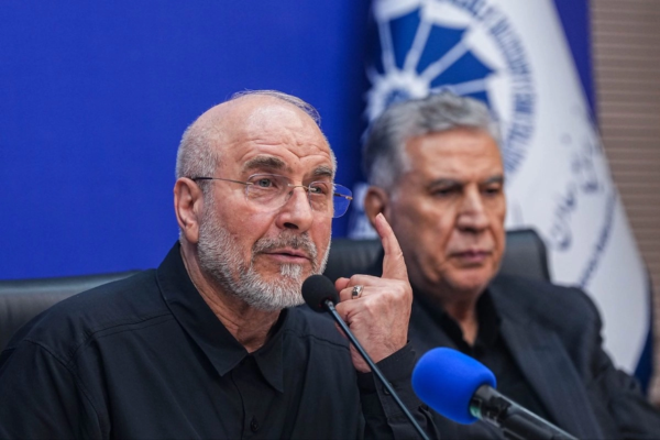Mohamad Baqer Ghalibaf, principal negociador iraní alertó que responderán con mayor intensidad a los ataques de EU.