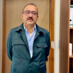 Carlos Galindo detalló que su escolta repelió la agresión, sin embargo resultó lesionado en el pulmón y él con una lesión en la mano producto de los vidrios del la ventanilla.