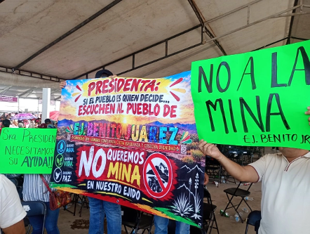 En un acto en el que estuvo la presidenta Claudia Sheinbaum, ejidatarios de Benito Juárez pidieron su intervención.