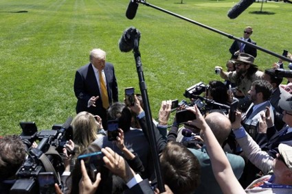 Durante unos días, los espacios usados por CNN para la cobertura de la Casa Blanca se mantuvieron vacíos