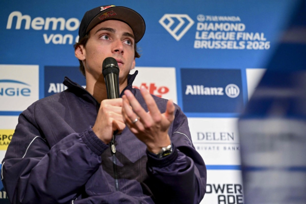 El saltador de pértiga sueco Armand Duplantis ofrece una rueda de prensa previa a la 50.ª edición del Memorial Van Damme, evento de atletismo que se celebrará en Bruselas el 3 de septiembre de 2026.