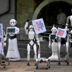 El alto comisionado de Naciones Unidas para los Derechos Humanos, Volker Türk, pidió ayer una “acción urgente” para regular la inteligencia artificial (IA), debido a los riesgos sin precedente que plantean los sistemas más avanzados.
