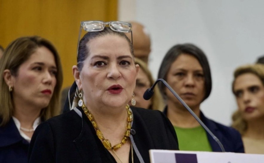 Reportan que Guadalupe Taddei, consejera presidenta del Instituto Nacional Electoral, se reunió virtualmente con los consejeros electorales, donde les aseguró que no renunciará para proteger a la Institución.
