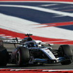 El piloto mexicano de Cadillac, Sergio Pérez, compite durante la segunda sesión de entrenamientos libres del Gran Premio de Estados Unidos.